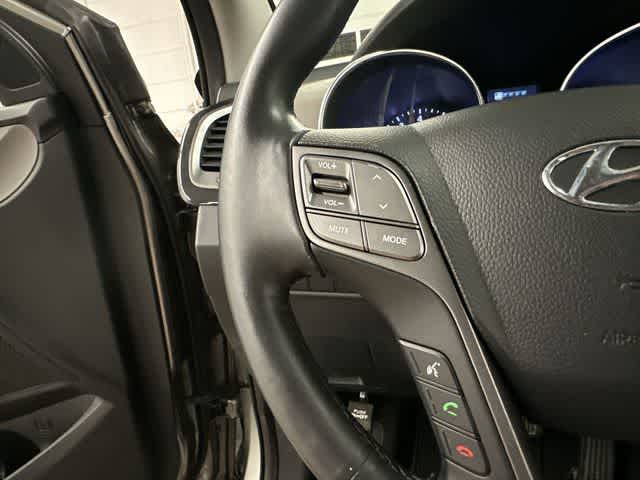 Thumbnail: 2014 Hyundai Santa Fe - 9