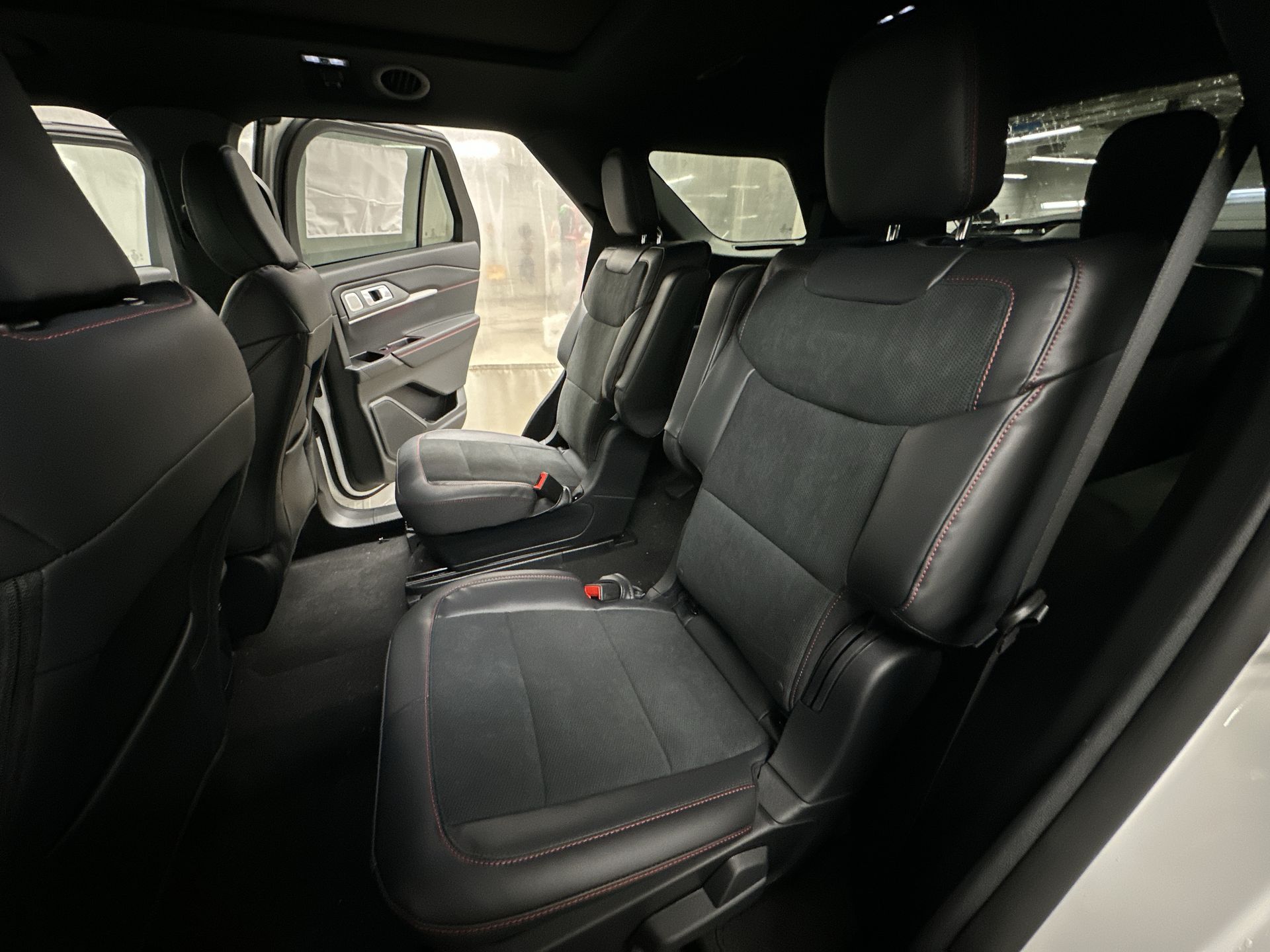 Thumbnail: 2026 Ford Explorer - 18