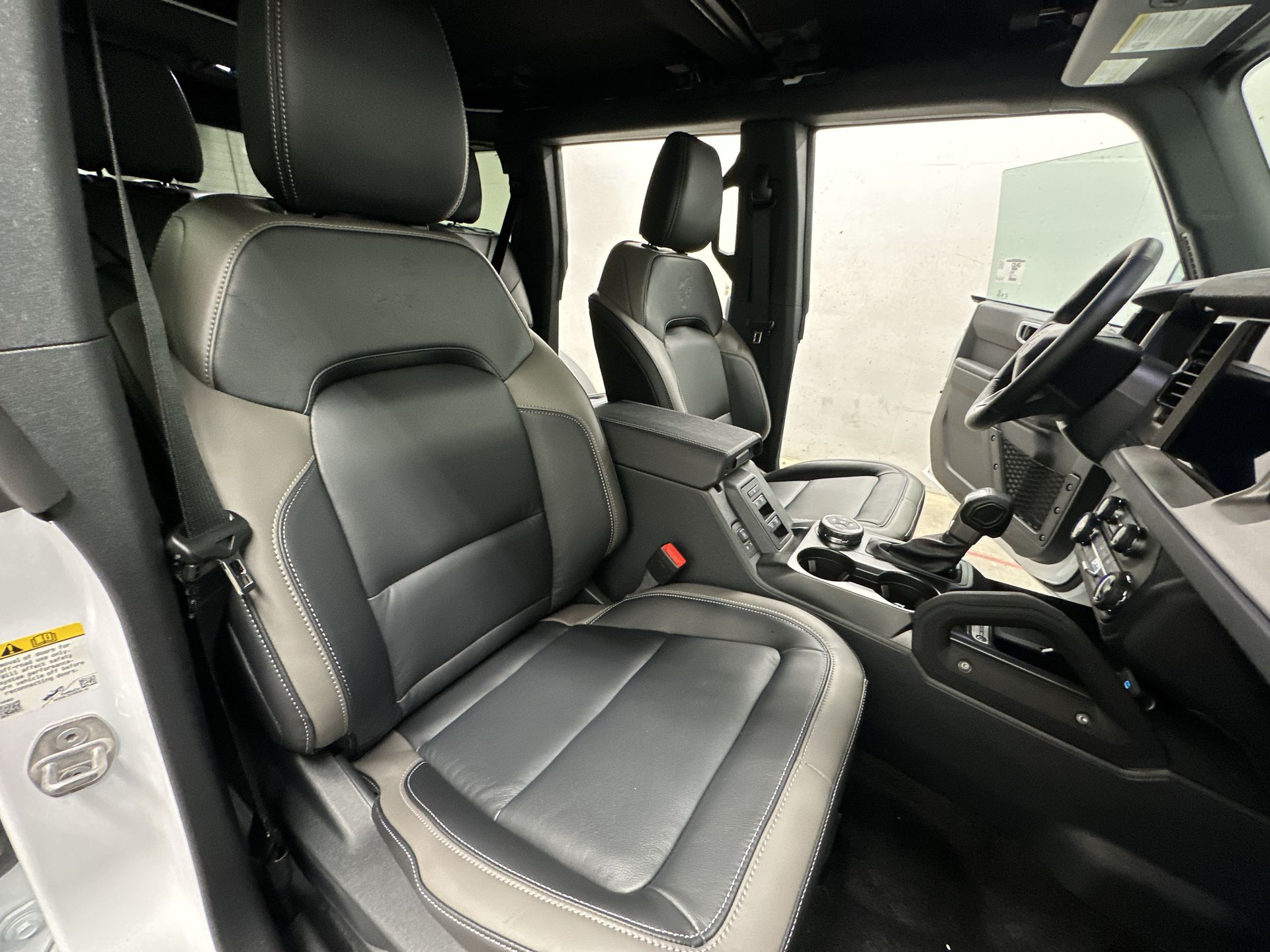 Thumbnail: 2025 Ford Bronco - 22