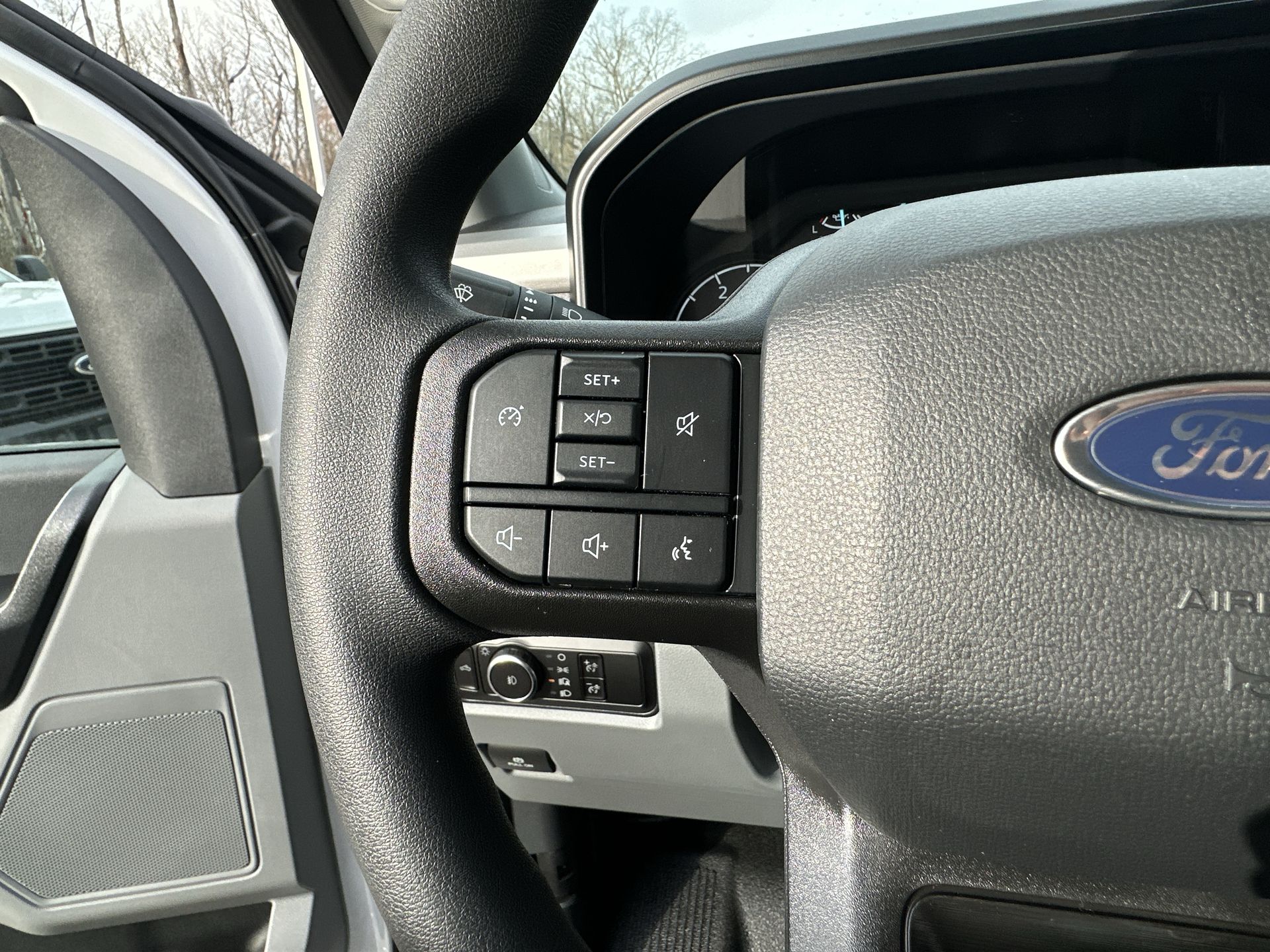 2026 Ford F-250 Super Duty XL - Photo 8
