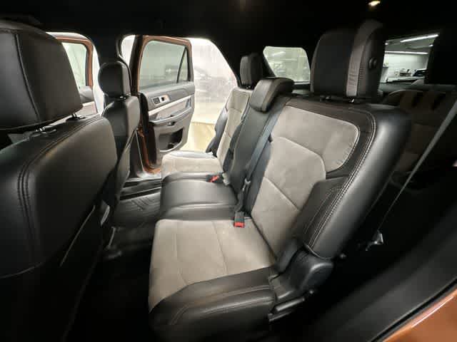 Thumbnail: 2017 Ford Explorer - 18