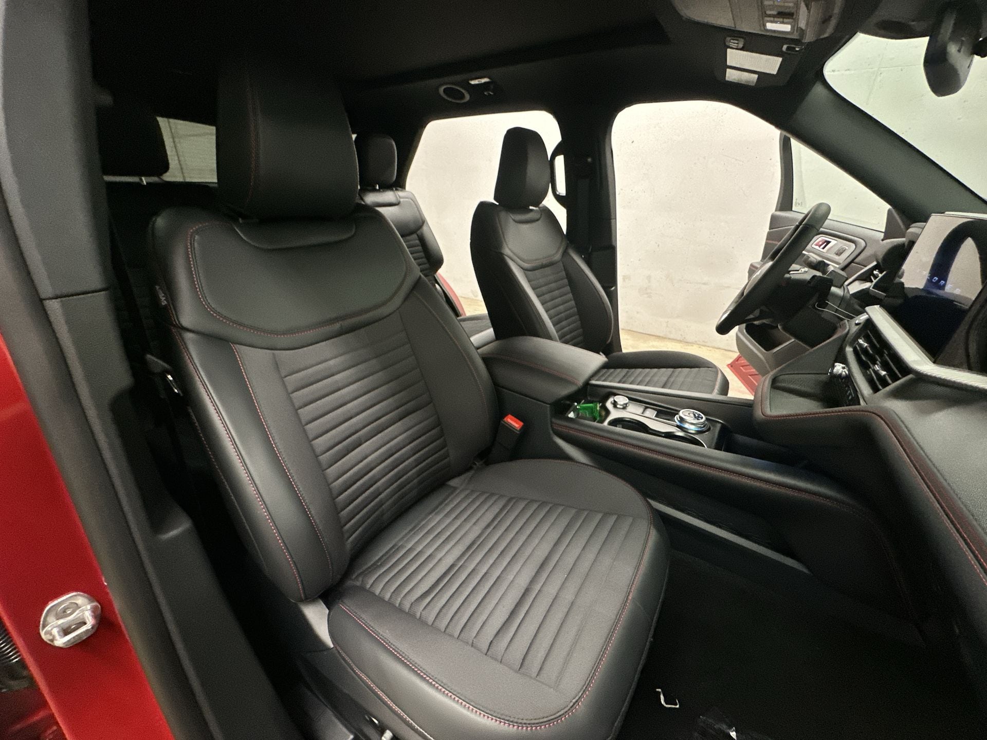 Thumbnail: 2026 Ford Explorer - 22