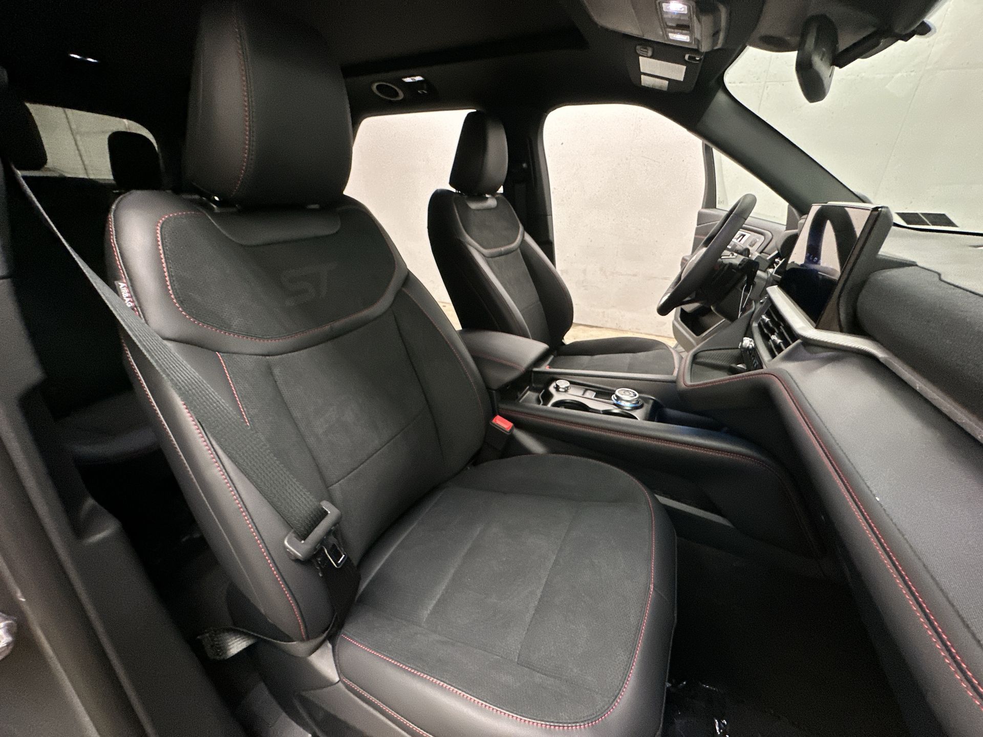 Thumbnail: 2026 Ford Explorer - 22