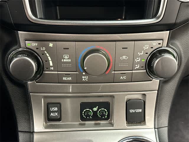 Thumbnail: 2013 Toyota Highlander - 13