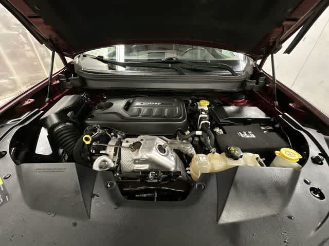 Thumbnail: 2019 Jeep Cherokee - 26