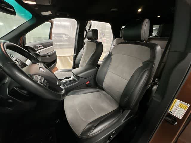 Thumbnail: 2017 Ford Explorer - 16