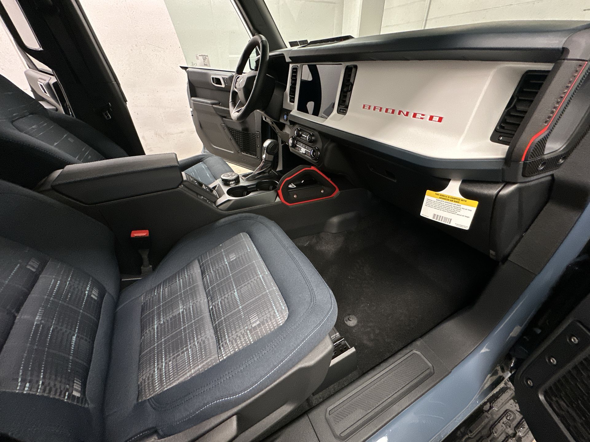 Thumbnail: 2025 Ford Bronco - 21