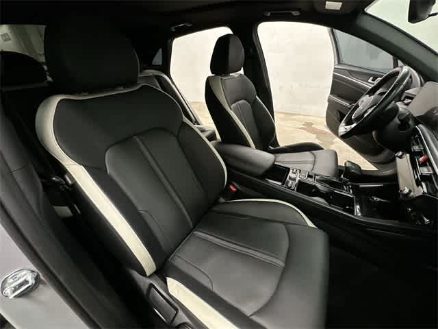 Thumbnail: 2025 Kia K5 - 23