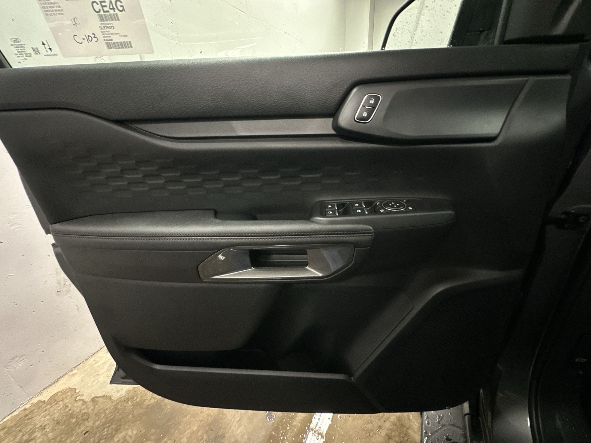 Thumbnail: 2025 Ford Ranger - 17