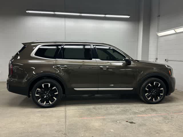 Thumbnail: 2023 Kia Telluride - 2