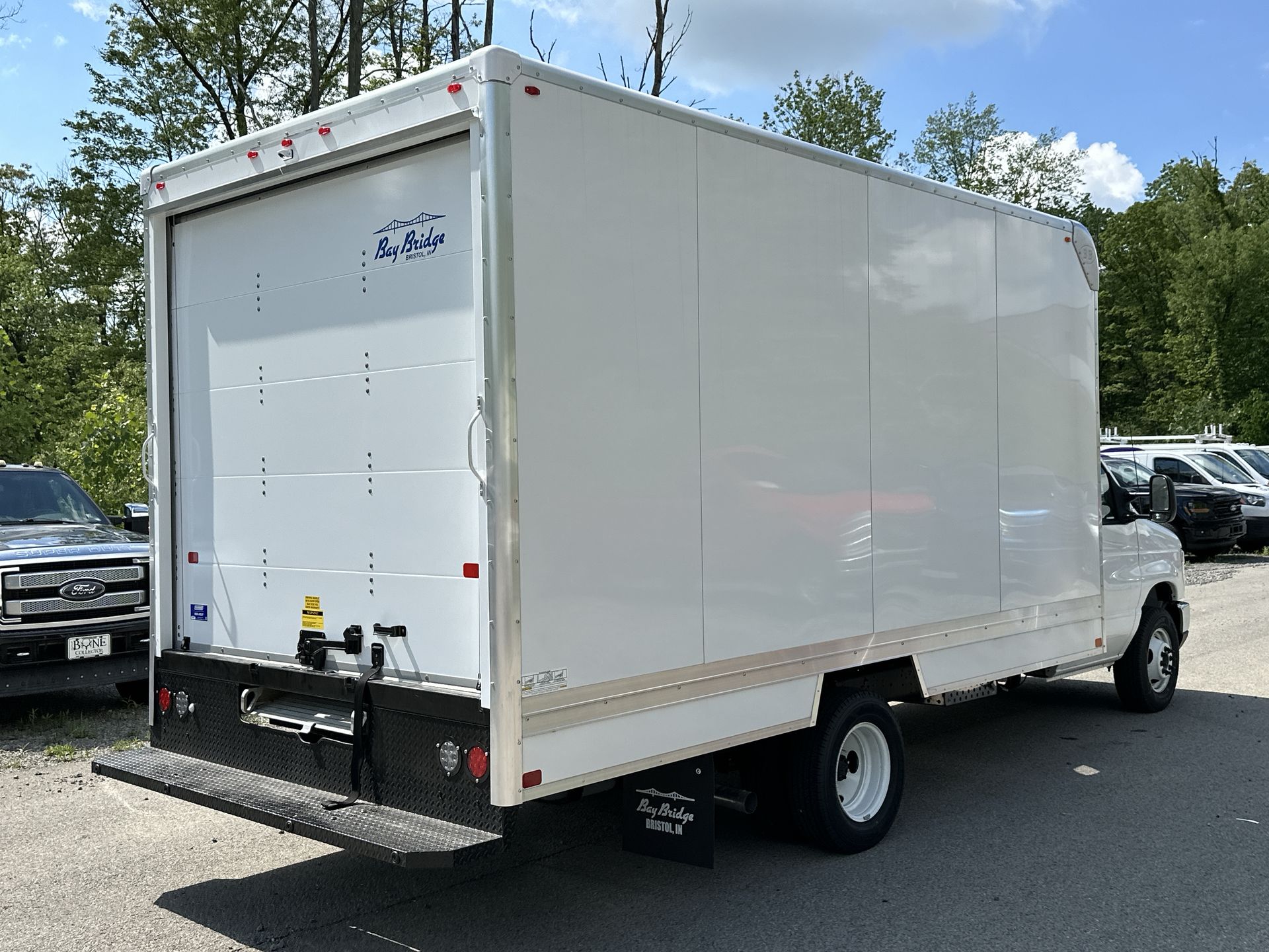 Thumbnail: 2025 Ford Econoline - 27