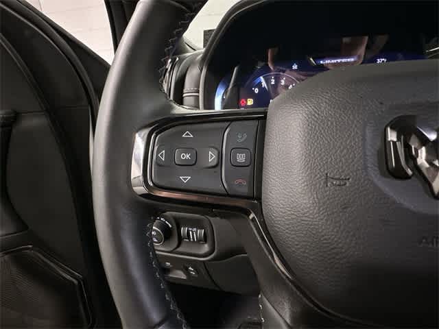 Thumbnail: 2024 RAM 1500 - 9