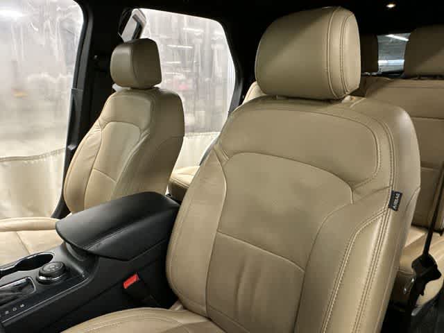 Thumbnail: 2017 Ford Explorer - 16