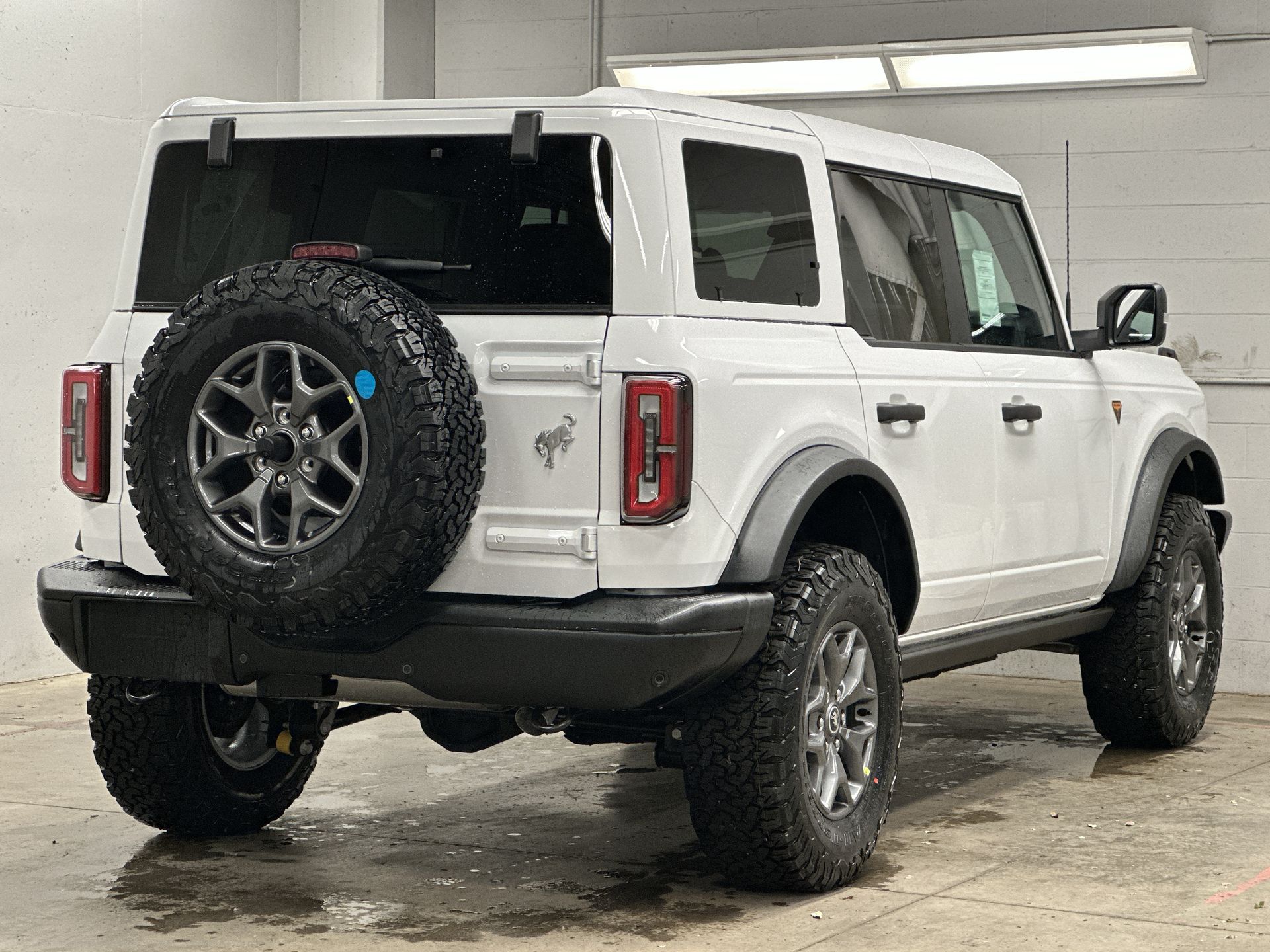 Thumbnail: 2025 Ford Bronco - 32