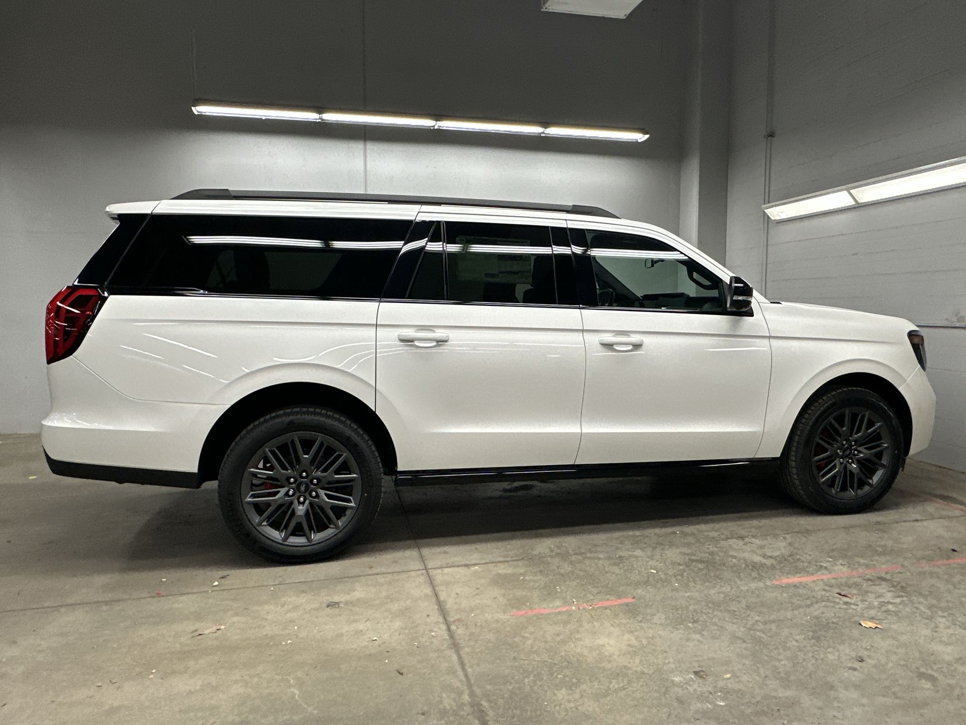 Thumbnail: 2025 Ford Expedition MAX - 3