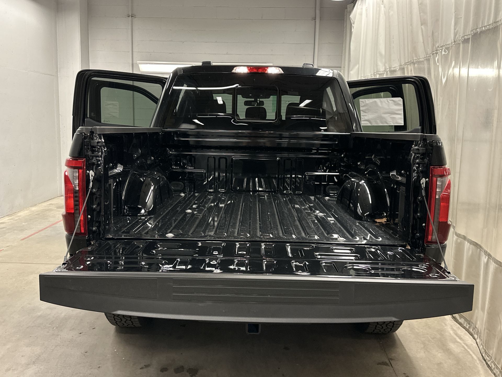 Thumbnail: 2025 Ford F-150 - 25