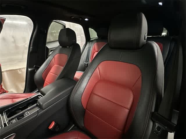 Thumbnail: 2020 Jaguar F-Pace - 17