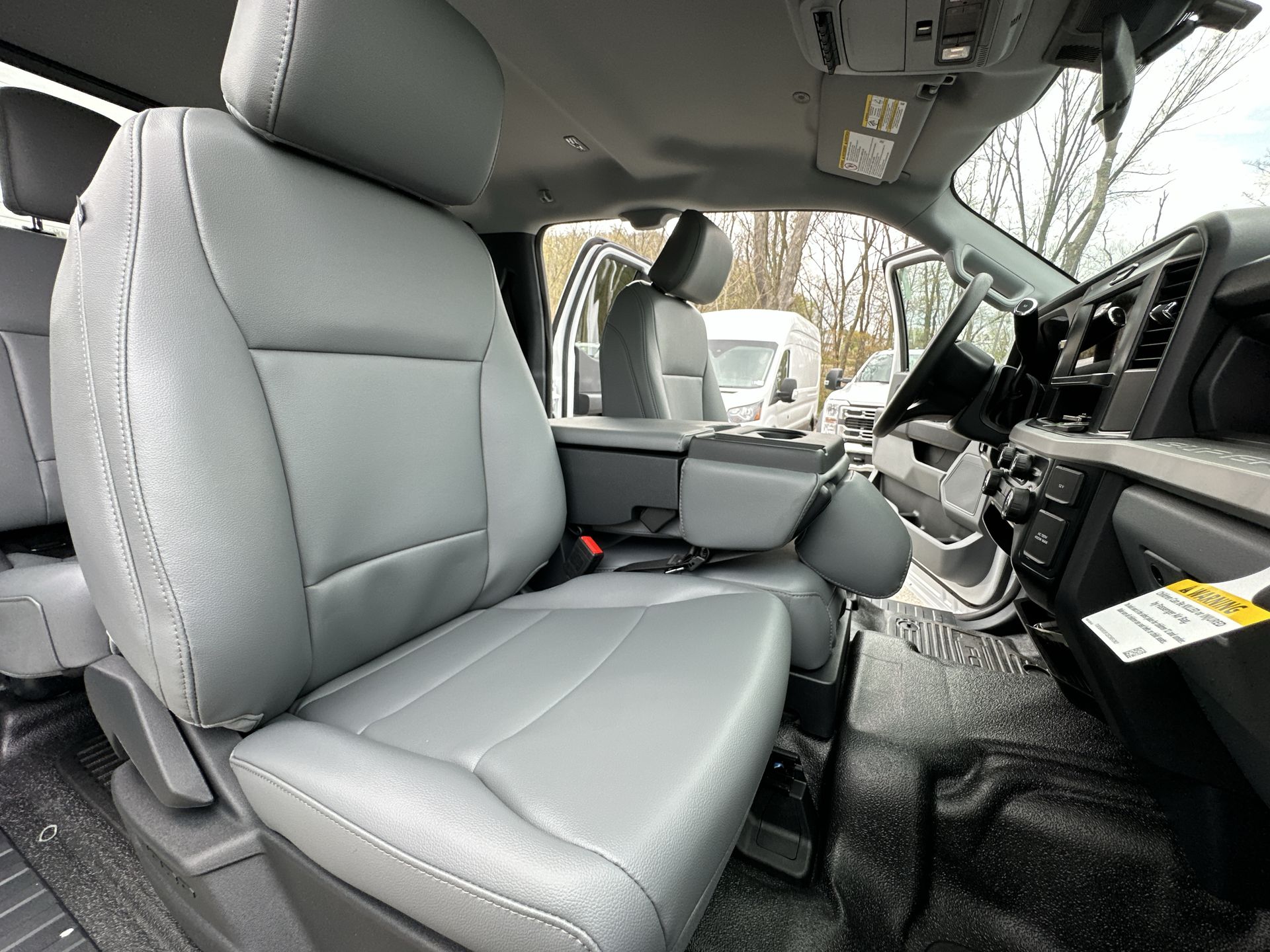 Thumbnail: 2025 Ford Econoline - 19