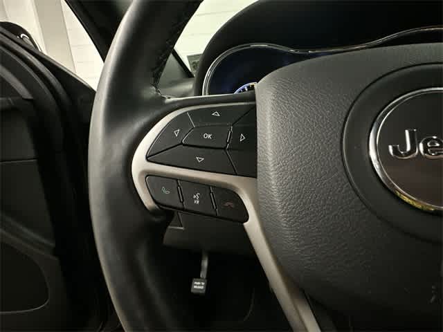 Thumbnail: 2021 Jeep Grand Cherokee - 8