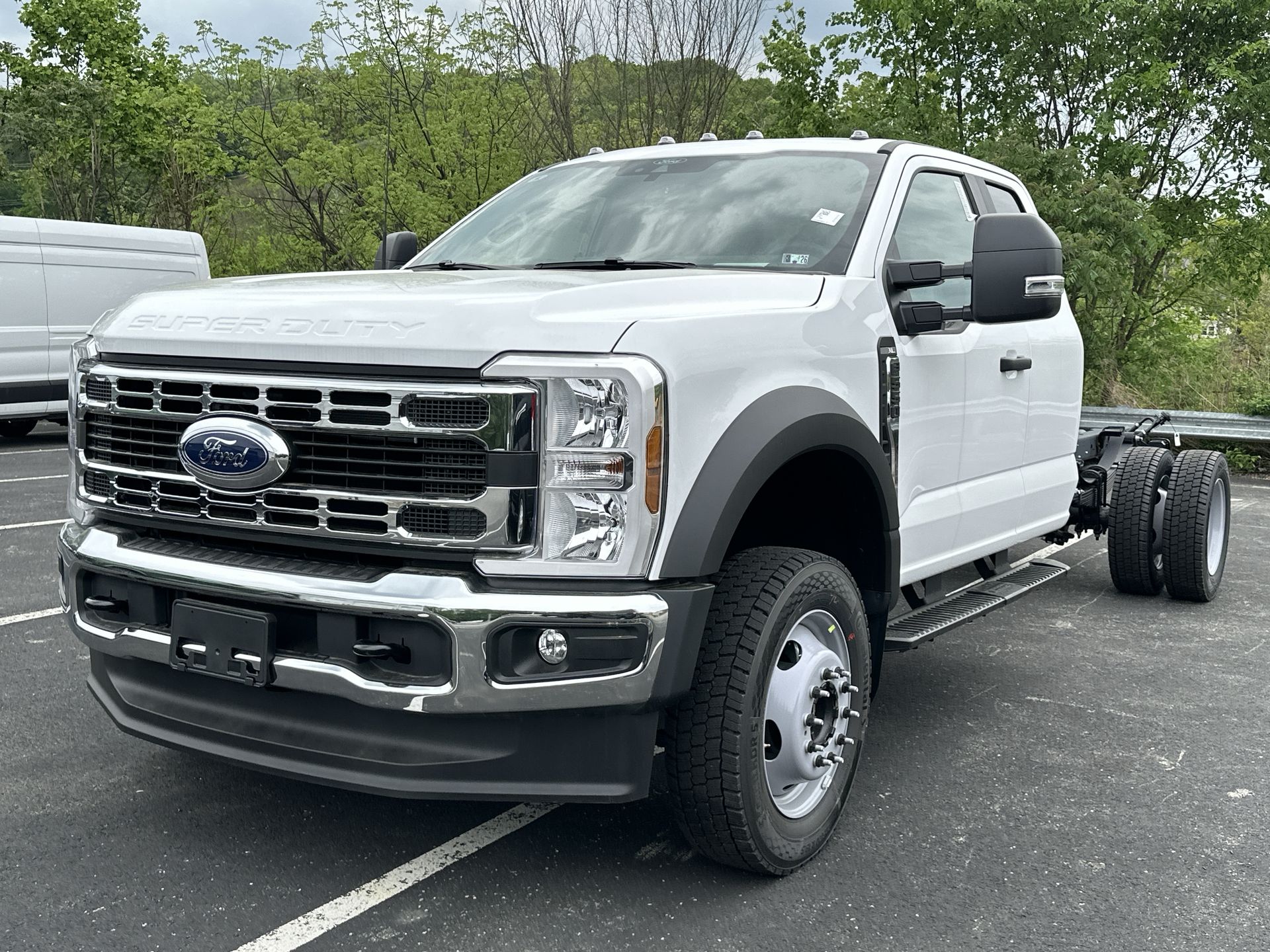 2025 Ford Econoline E-550 -
                  Zelienople, PA