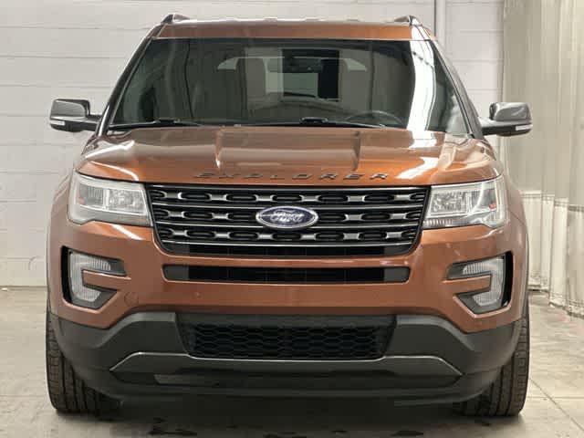Thumbnail: 2017 Ford Explorer - 31