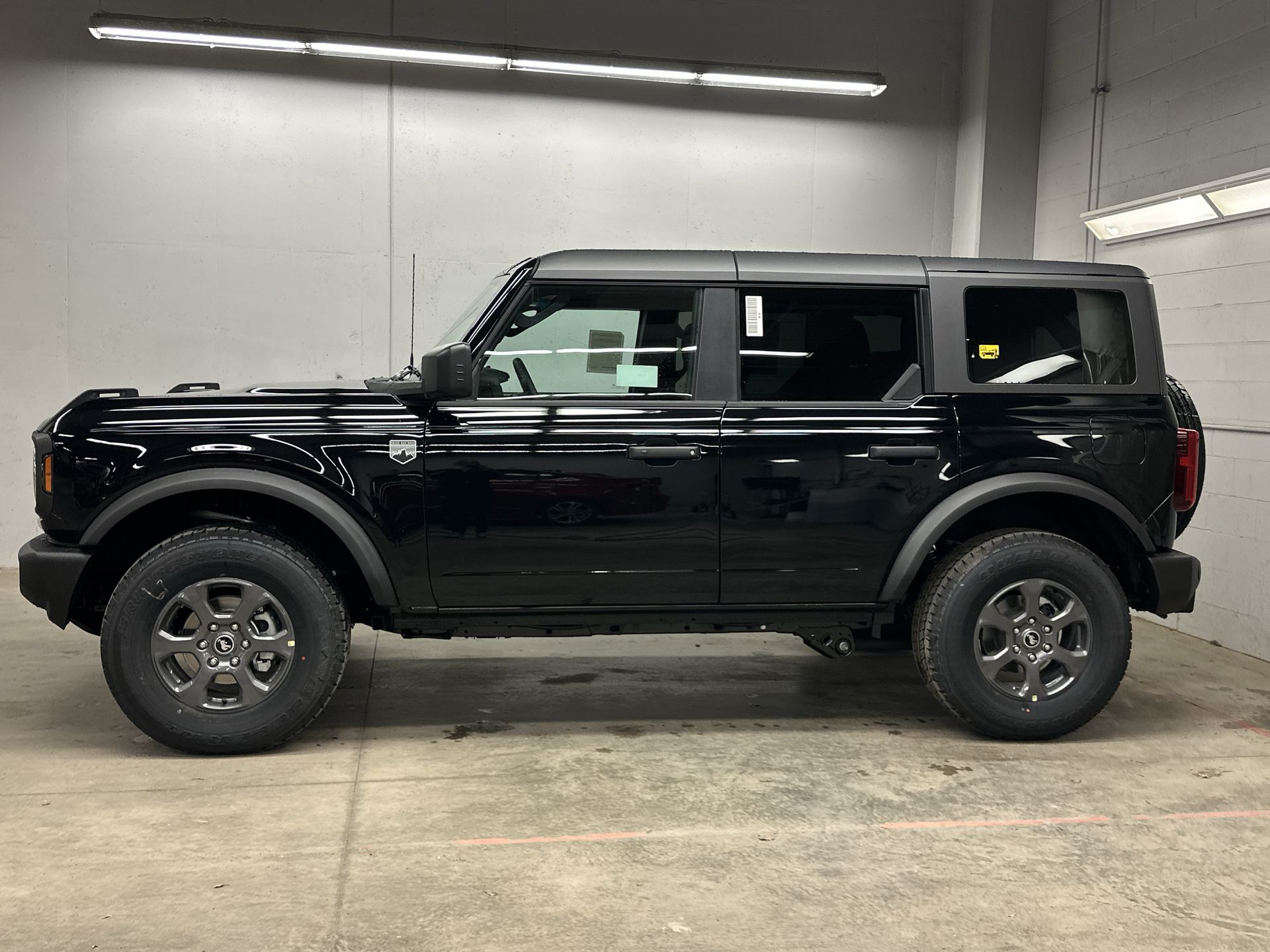 Thumbnail: 2026 Ford Bronco - 2