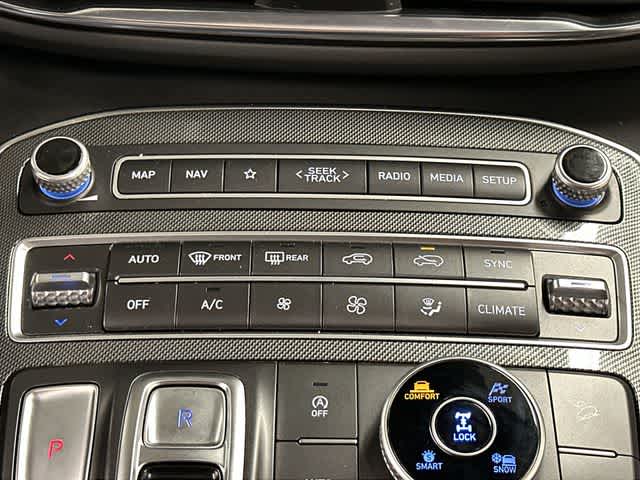 Thumbnail: 2022 Hyundai Santa Fe - 17