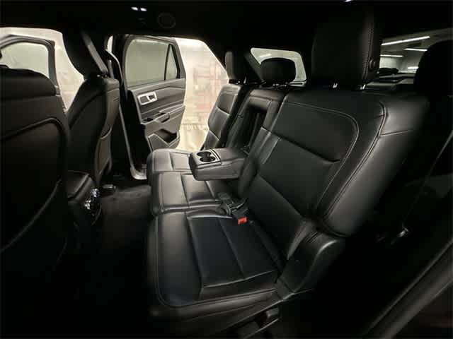 Thumbnail: 2020 Ford Explorer - 18