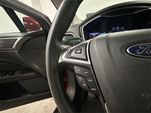Thumbnail: 2015 Ford Fusion - 9