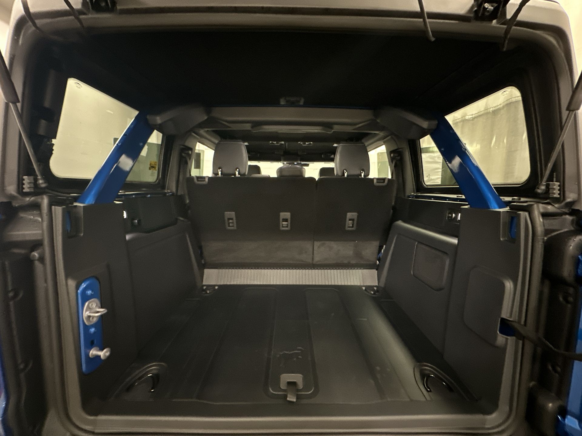 Thumbnail: 2025 Ford Bronco - 25