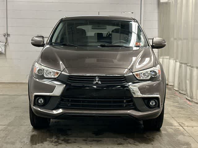 Thumbnail: 2016 Mitsubishi Outlander Sport - 25