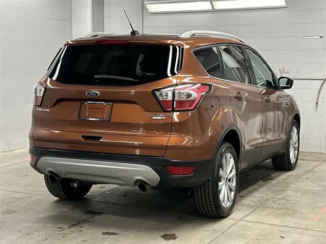 Thumbnail: 2017 Ford Escape - 32