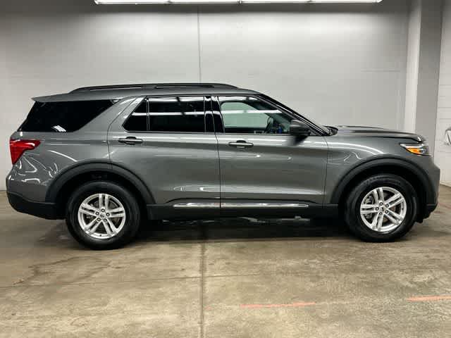 Thumbnail: 2024 Ford Explorer - 3