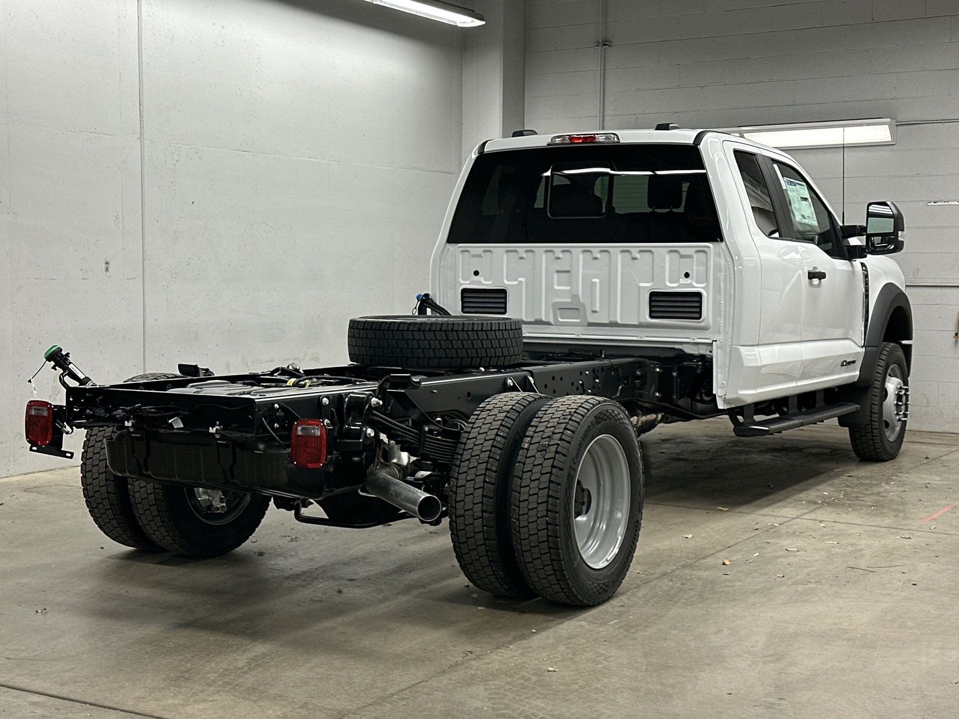 Thumbnail: 2026 Ford Econoline - 28