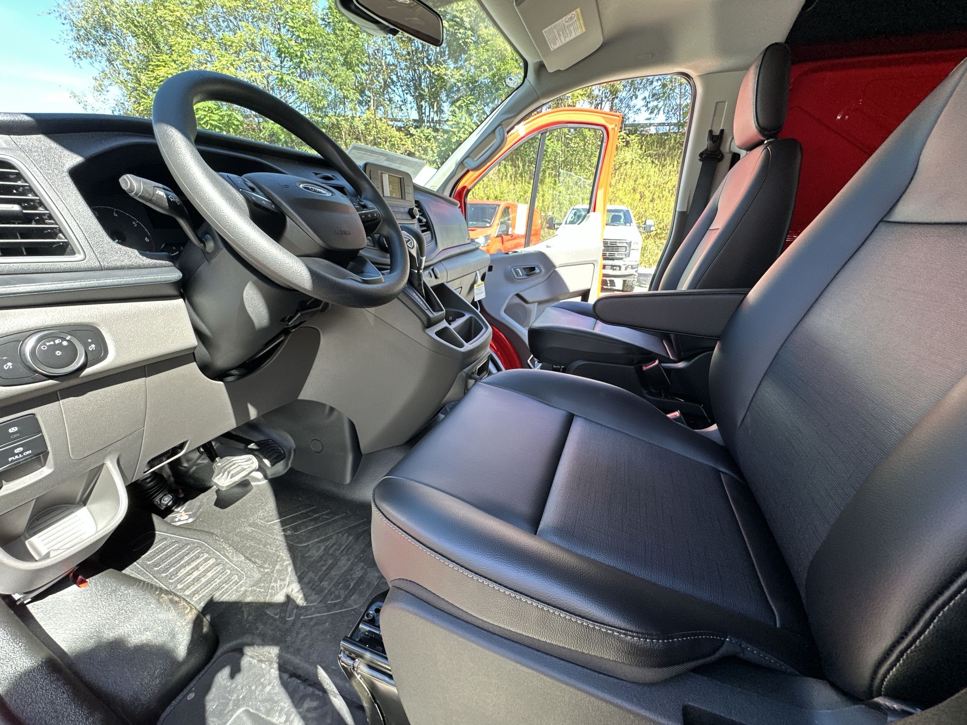 Thumbnail: 2025 Ford Transit Series - 13