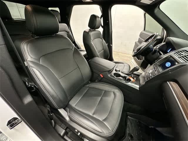 Thumbnail: 2017 Ford Explorer - 23