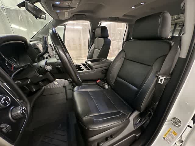Thumbnail: 2018 Chevrolet Silverado 1500 - 16