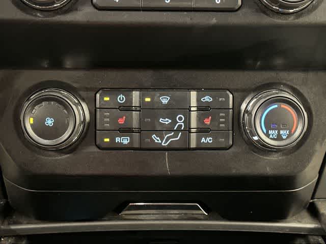 Thumbnail: 2019 Ford Econoline - 12