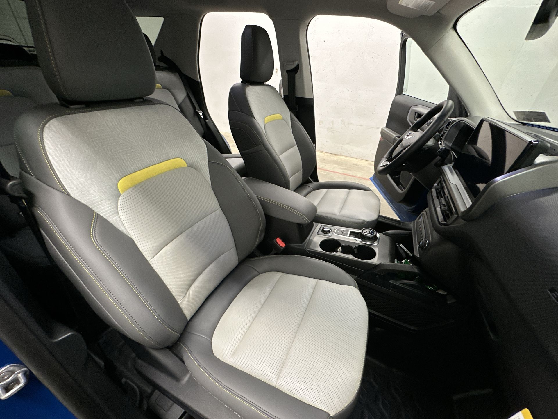 Thumbnail: 2025 Ford Bronco Sport - 22