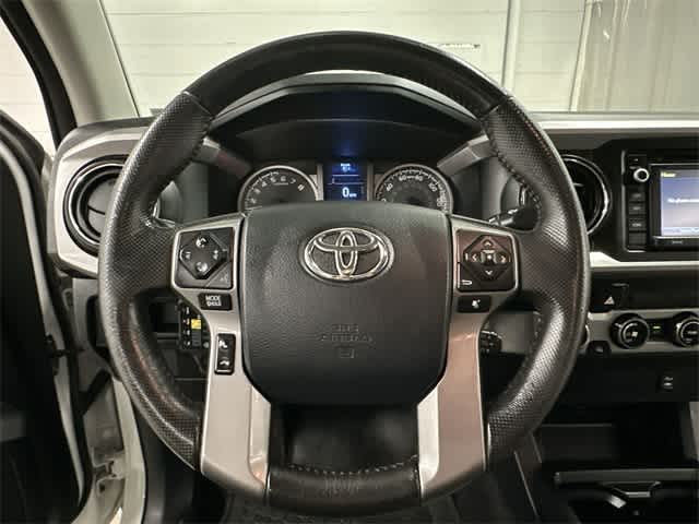 Thumbnail: 2017 Toyota Tacoma - 7