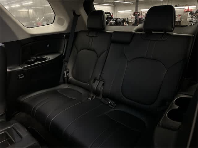 Thumbnail: 2023 Honda Pilot - 22