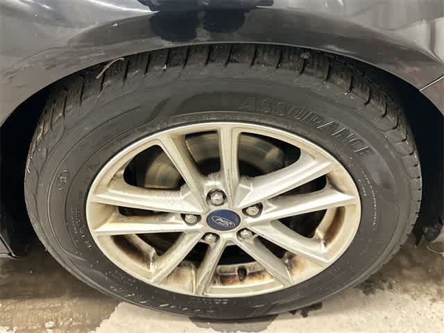 Thumbnail: 2016 Ford Focus - 5