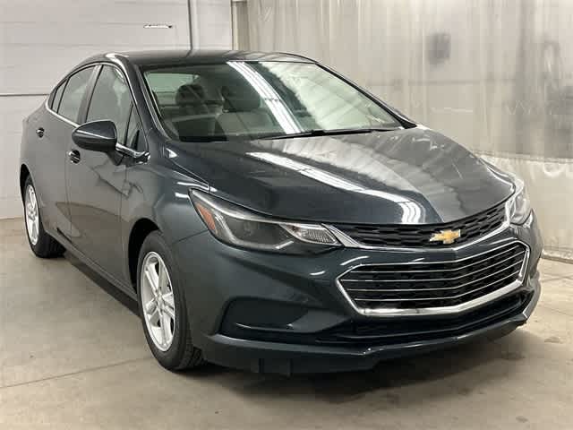 Thumbnail: 2018 Chevrolet Cruze - 21