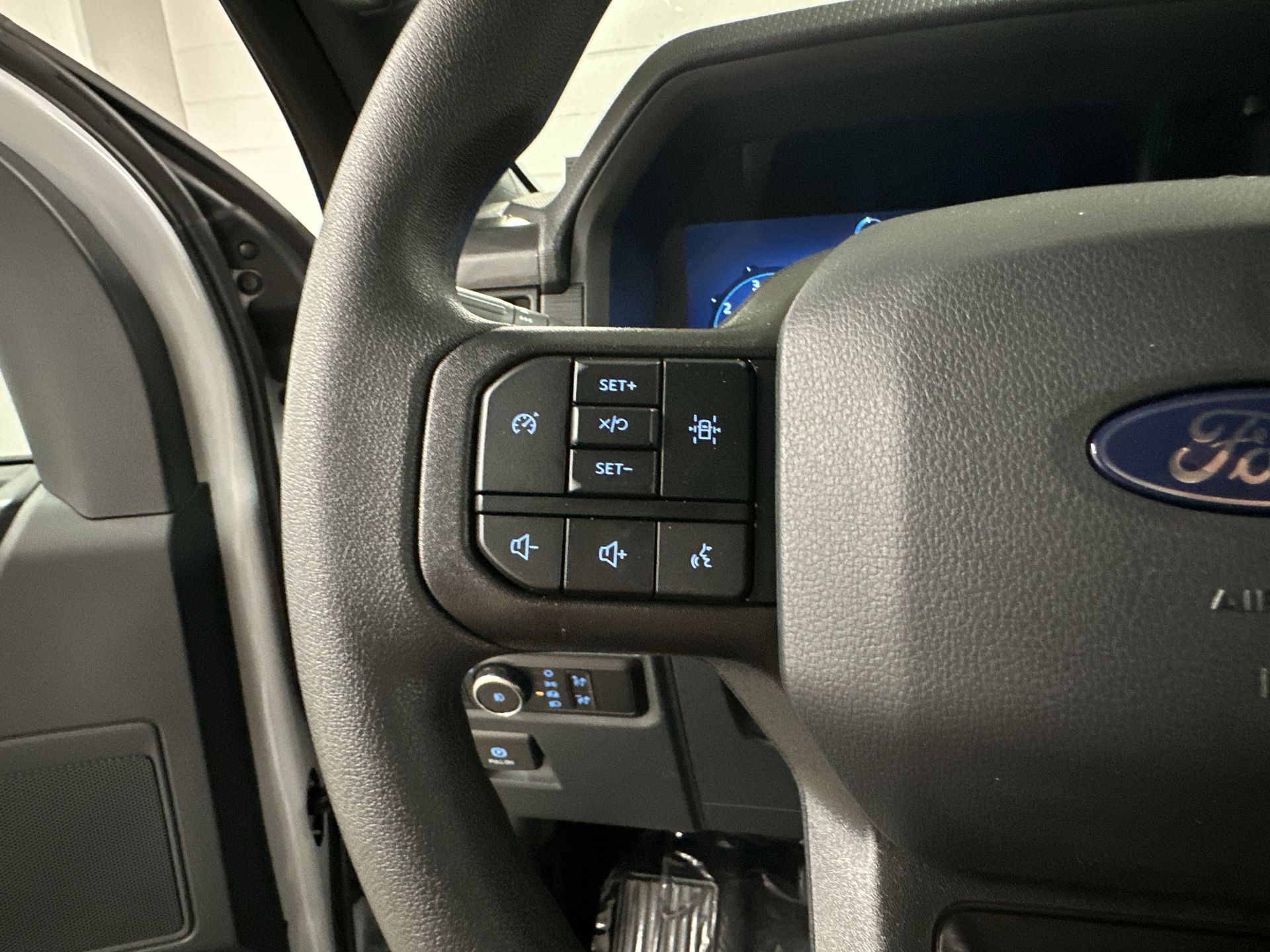 Thumbnail: 2025 Ford F-150 - 8