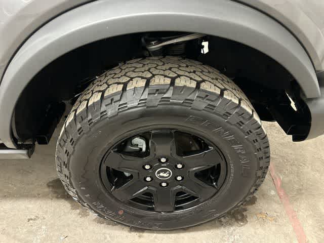 Thumbnail: 2022 Ford Bronco - 5