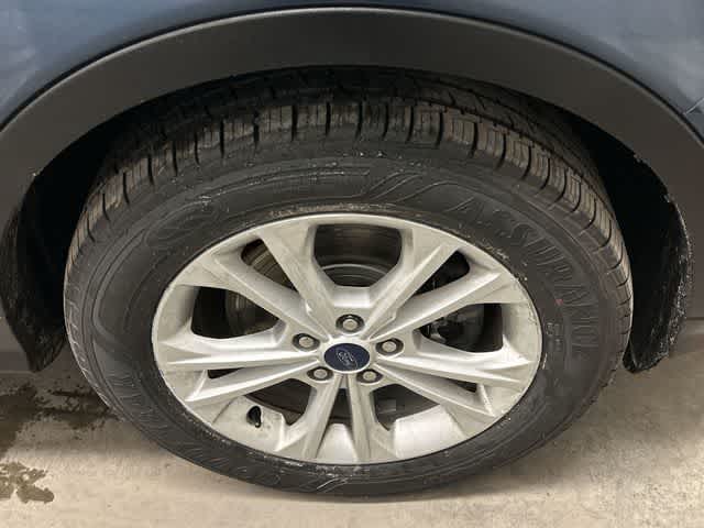 Thumbnail: 2018 Ford Escape - 5