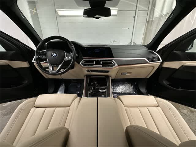 Thumbnail: 2022 BMW X5 - 21