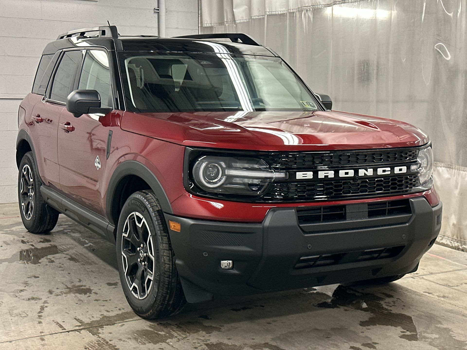 Thumbnail: 2025 Ford Bronco Sport - 30