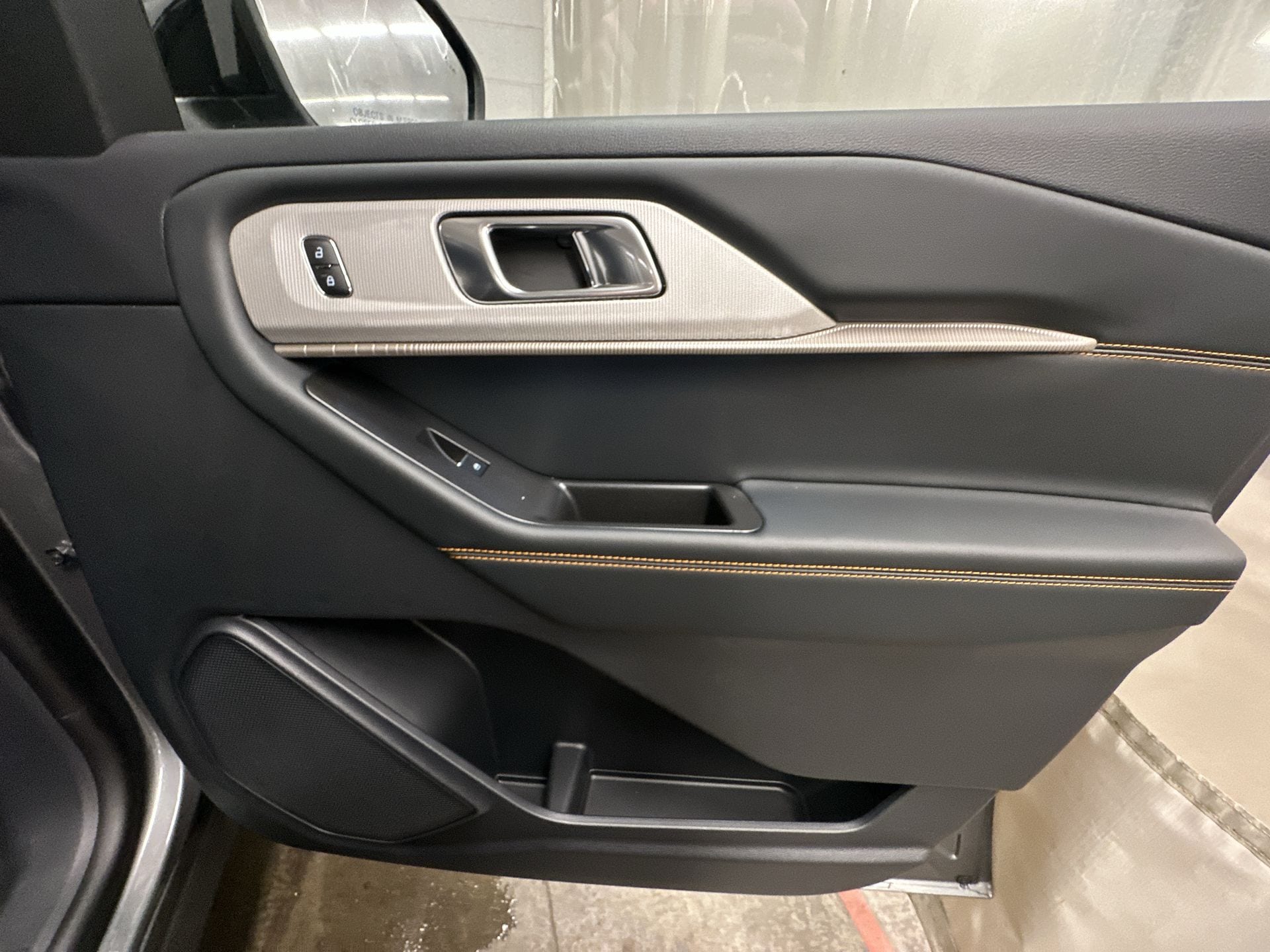 Thumbnail: 2026 Ford Explorer - 23