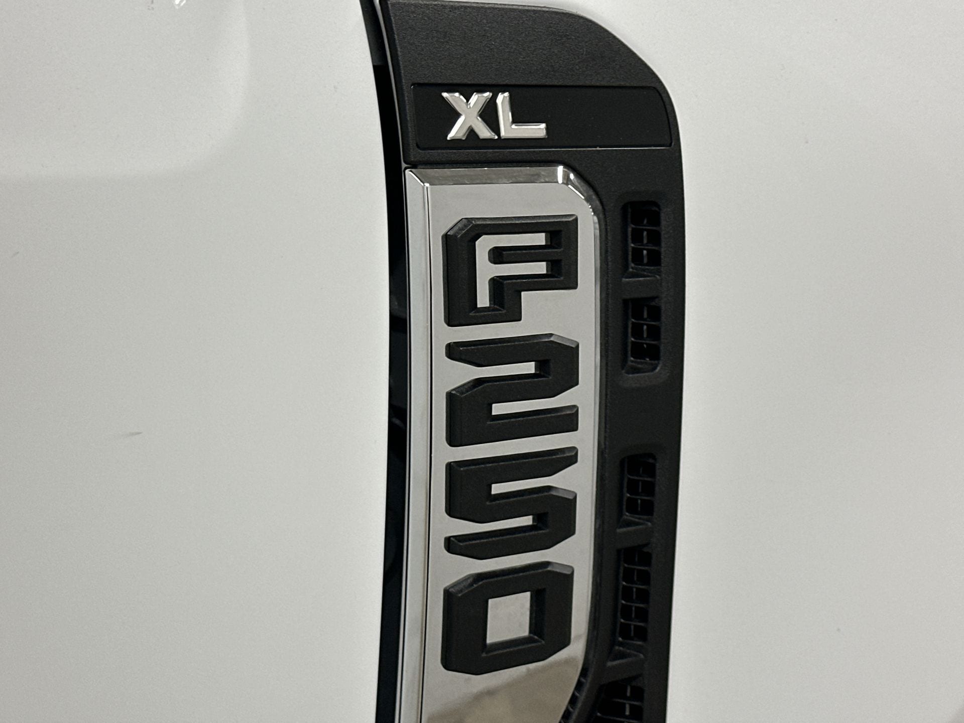 Thumbnail: 2026 Ford Econoline - 26